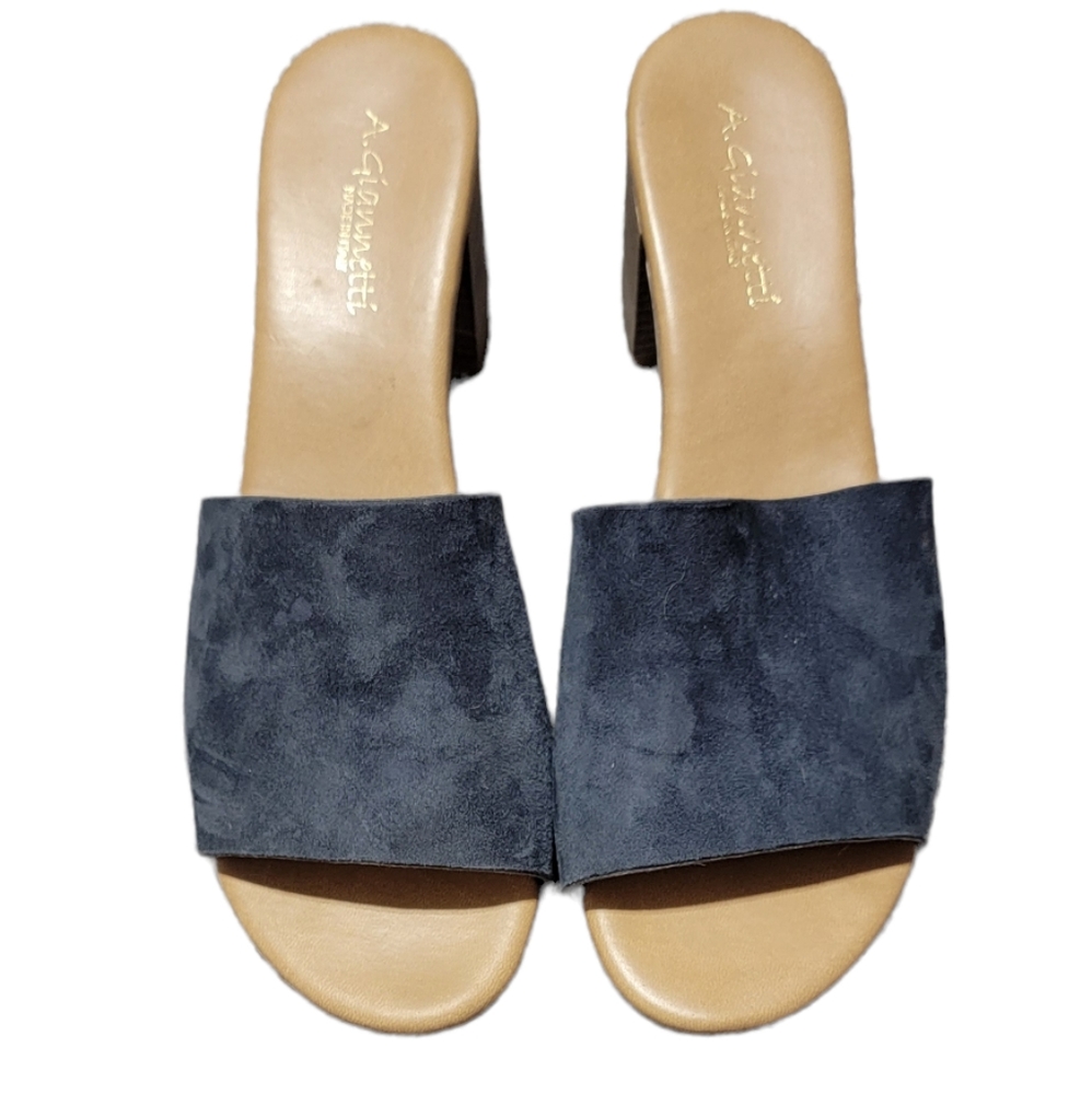 A GIANNETTI* Suede Heels